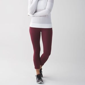 {Lululemon} Rebel Runner Capris in Wine Berry RARE